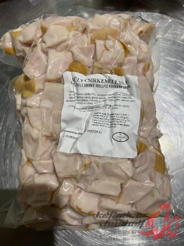 Kockázott sült csirkemell filé 1kg